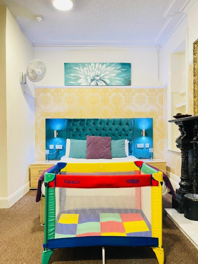 Trivelles Park Hotel Preston  Extérieur photo